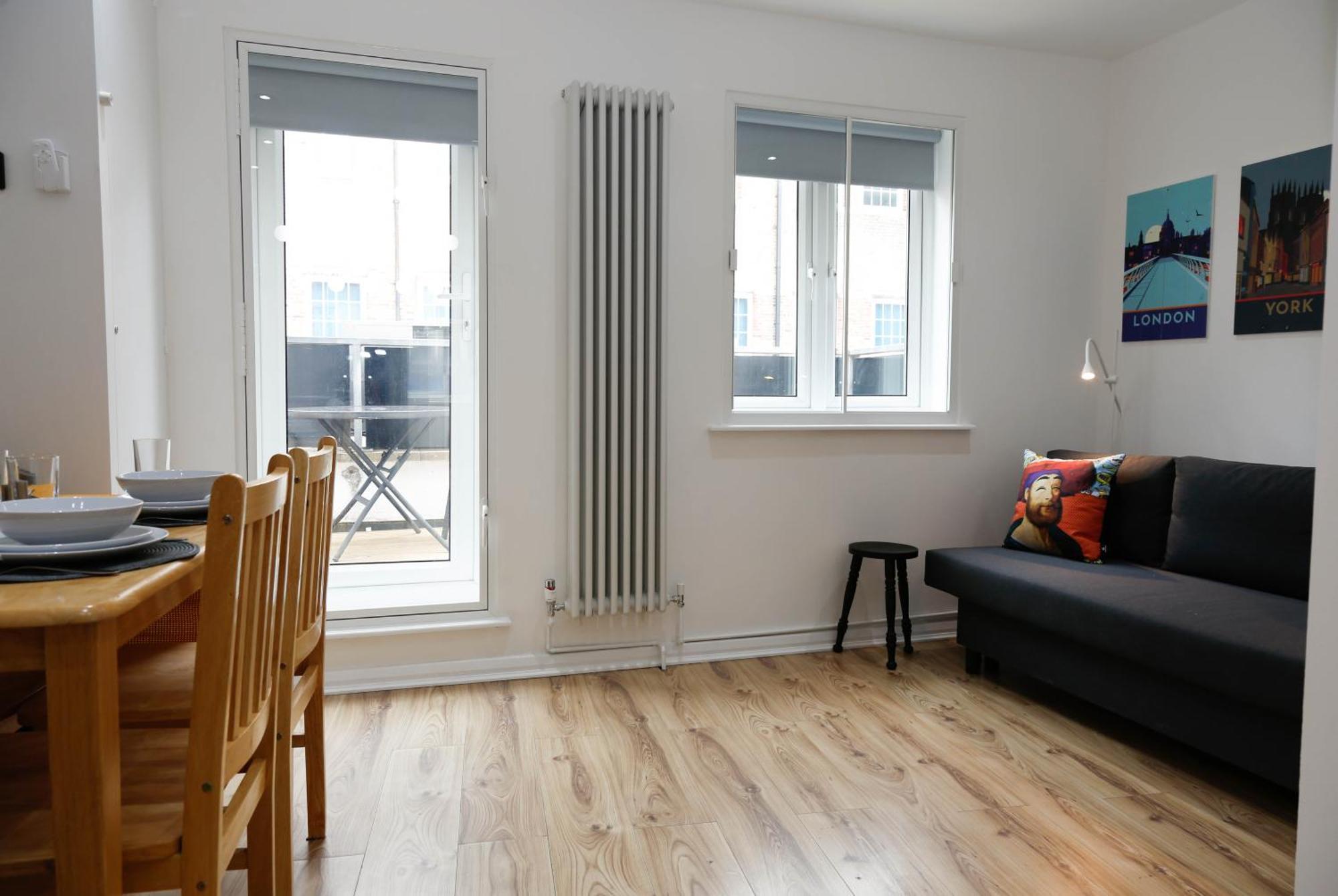 New Luxury Apartments In Central London Next To Shops, Cafes, Bars & Metro Dış mekan fotoğraf