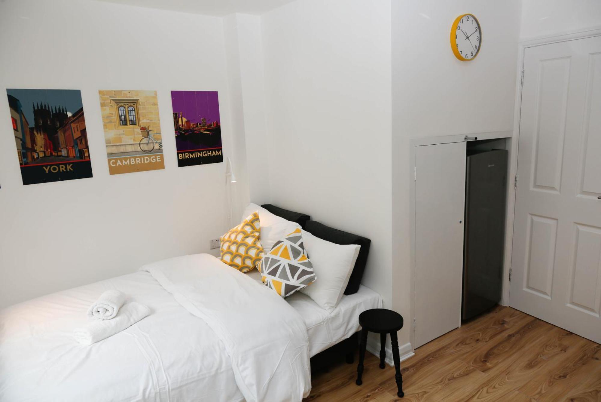 New Luxury Apartments In Central London Next To Shops, Cafes, Bars & Metro Dış mekan fotoğraf