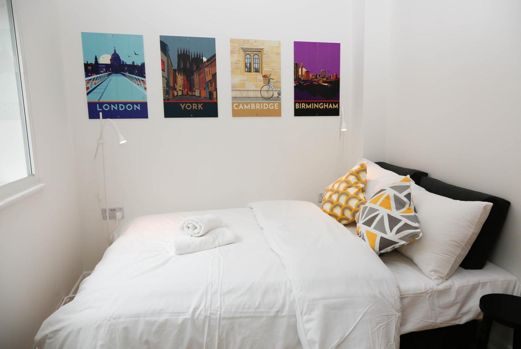 New Luxury Apartments In Central London Next To Shops, Cafes, Bars & Metro Dış mekan fotoğraf