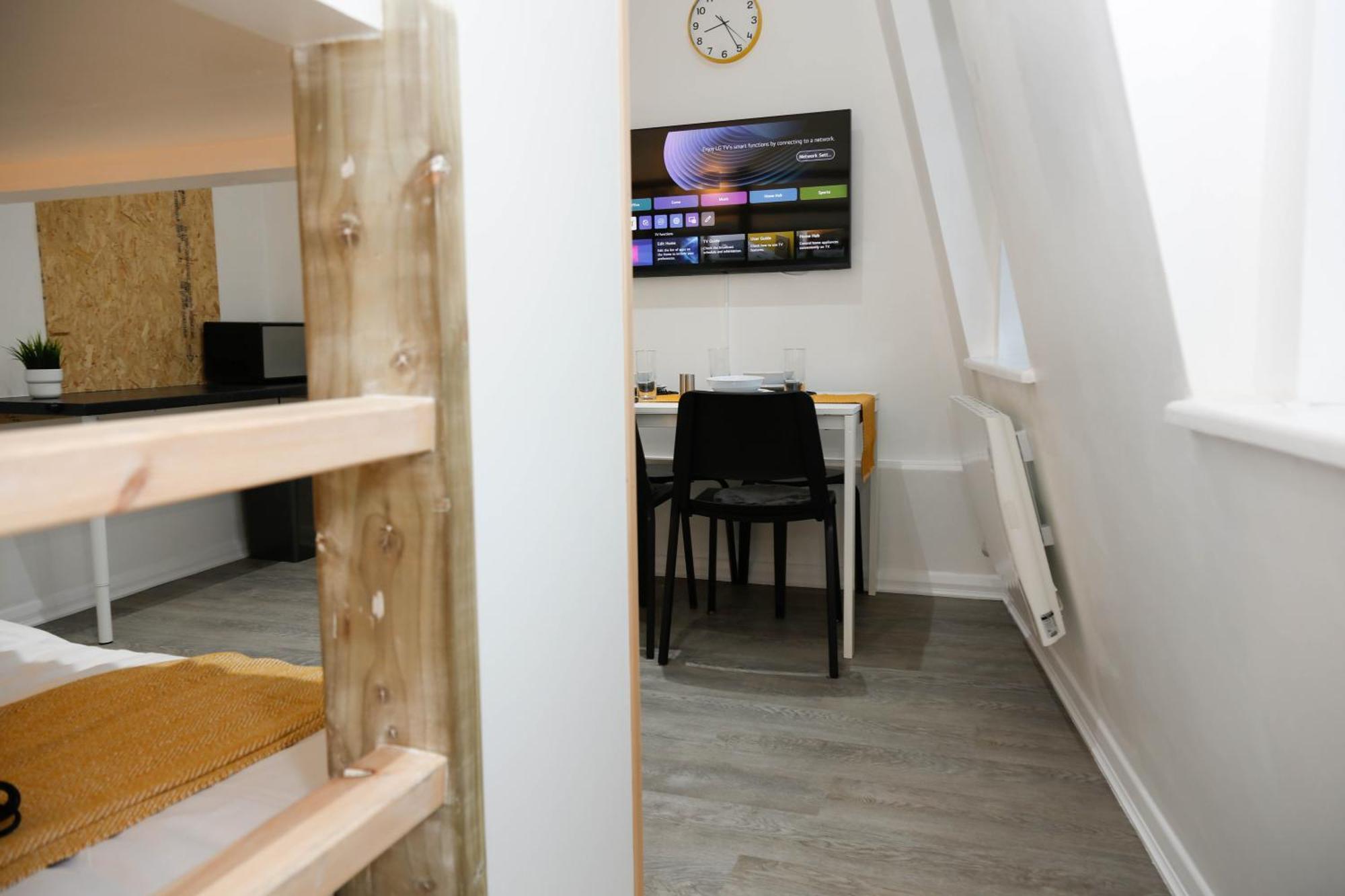 New Luxury Apartments In Central London Next To Shops, Cafes, Bars & Metro Dış mekan fotoğraf