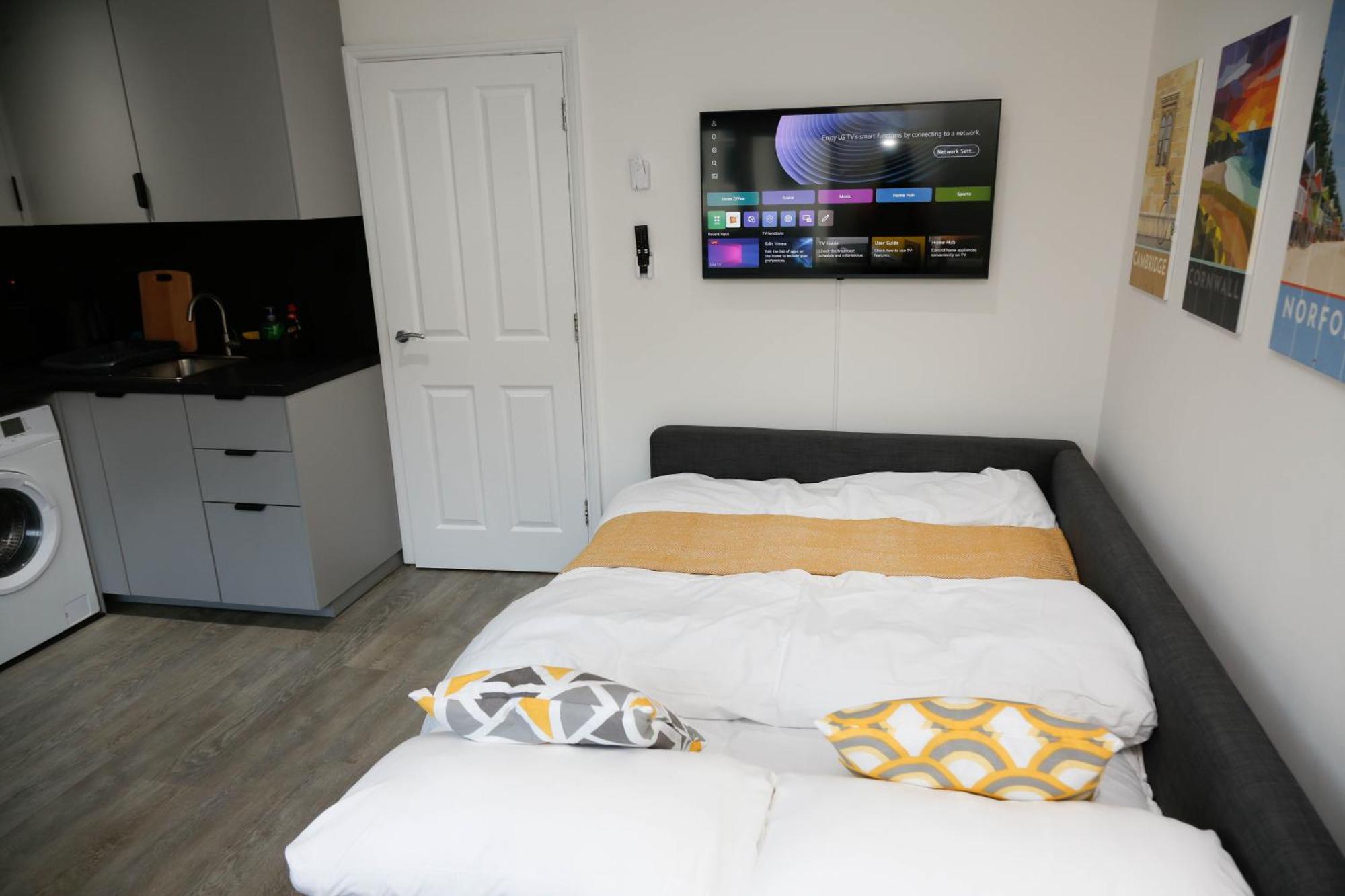 New Luxury Apartments In Central London Next To Shops, Cafes, Bars & Metro Dış mekan fotoğraf