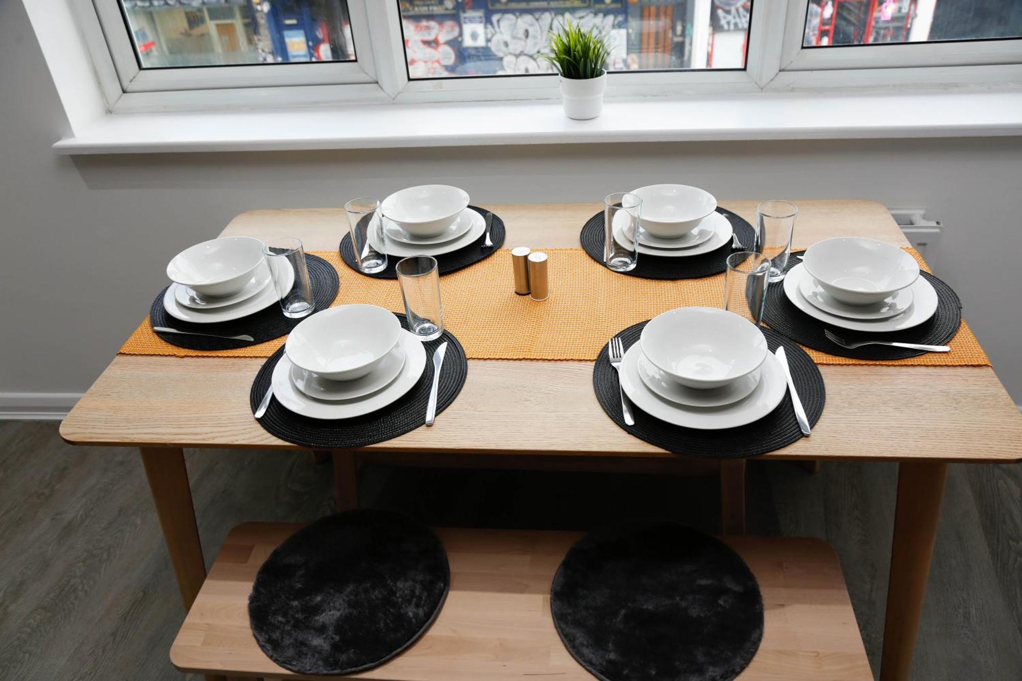 New Luxury Apartments In Central London Next To Shops, Cafes, Bars & Metro Dış mekan fotoğraf