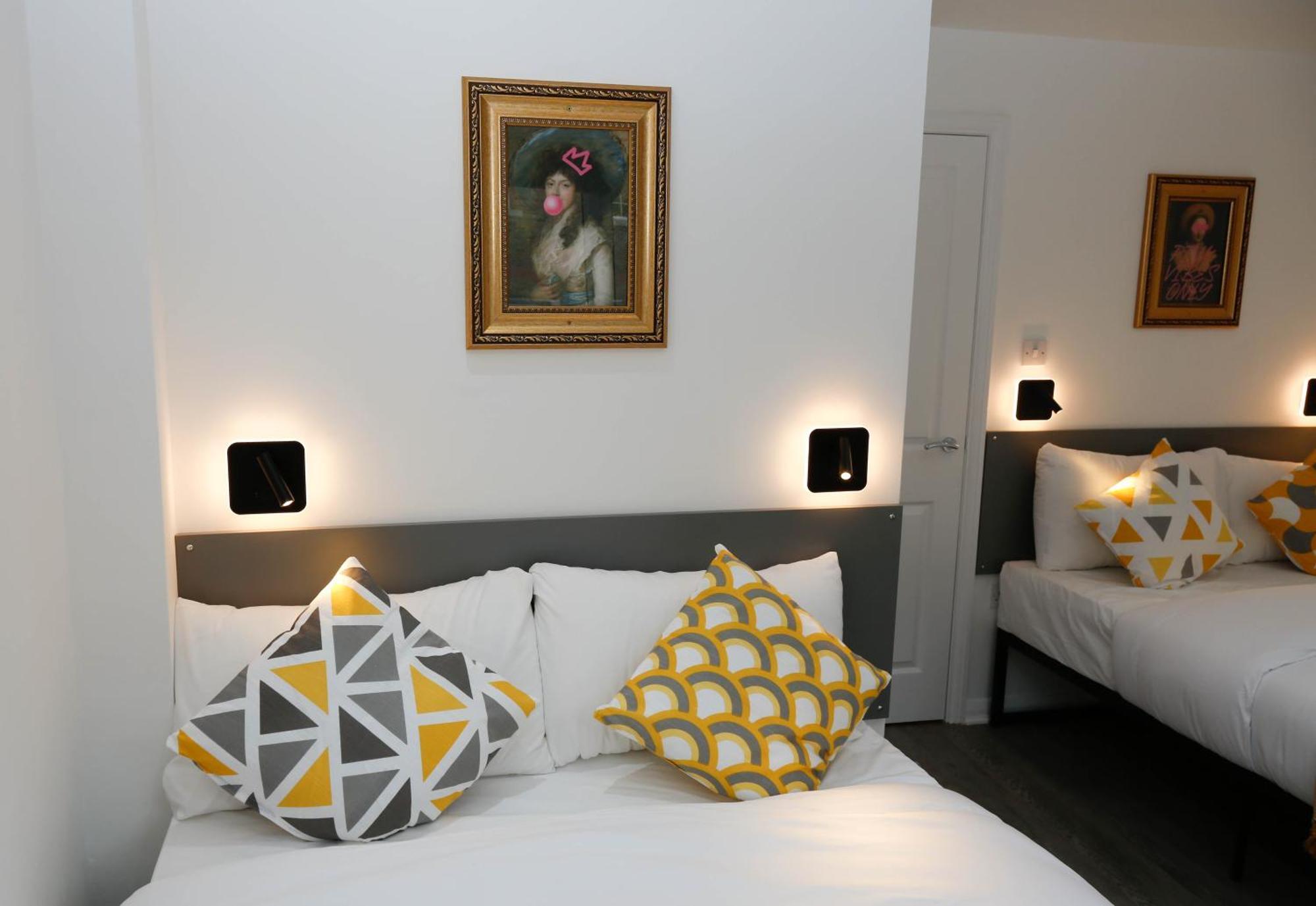 New Luxury Apartments In Central London Next To Shops, Cafes, Bars & Metro Dış mekan fotoğraf